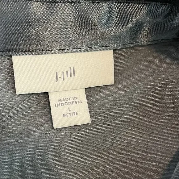 J Jill Womens Silk Blend Velvet Button Up Shirt Size LP Gray Blue Fairy Whimsy - Picture 6 of 8